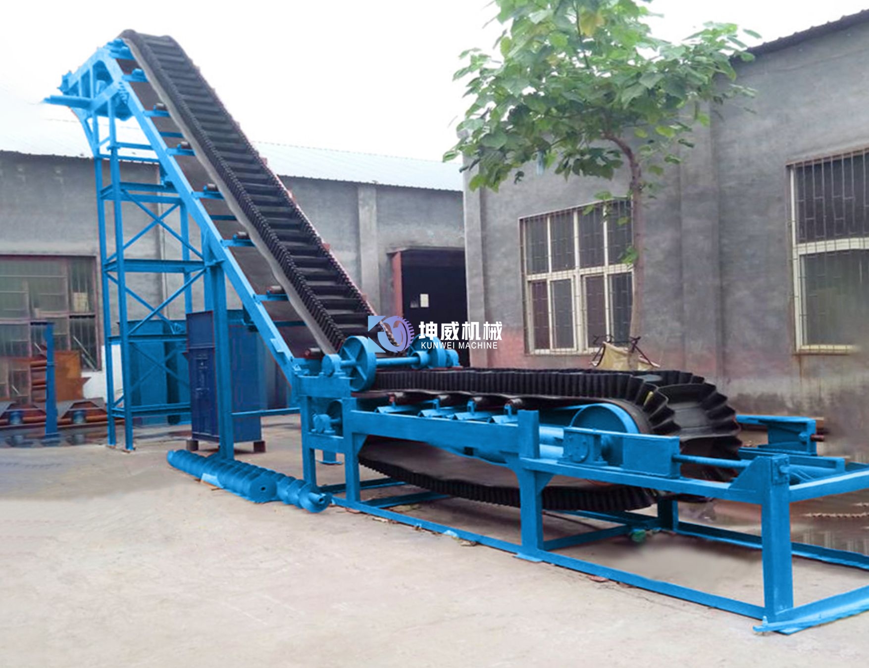  爬坡皮帶機(jī)是爬坡皮帶輸送機(jī)嗎？